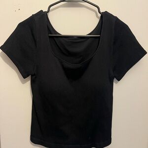Uniqlo Scoop Neck Ribbed Short Sleeve Top